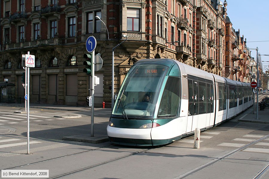 Frankreich Straßenbahn Strasbourg Triebwagen 2024