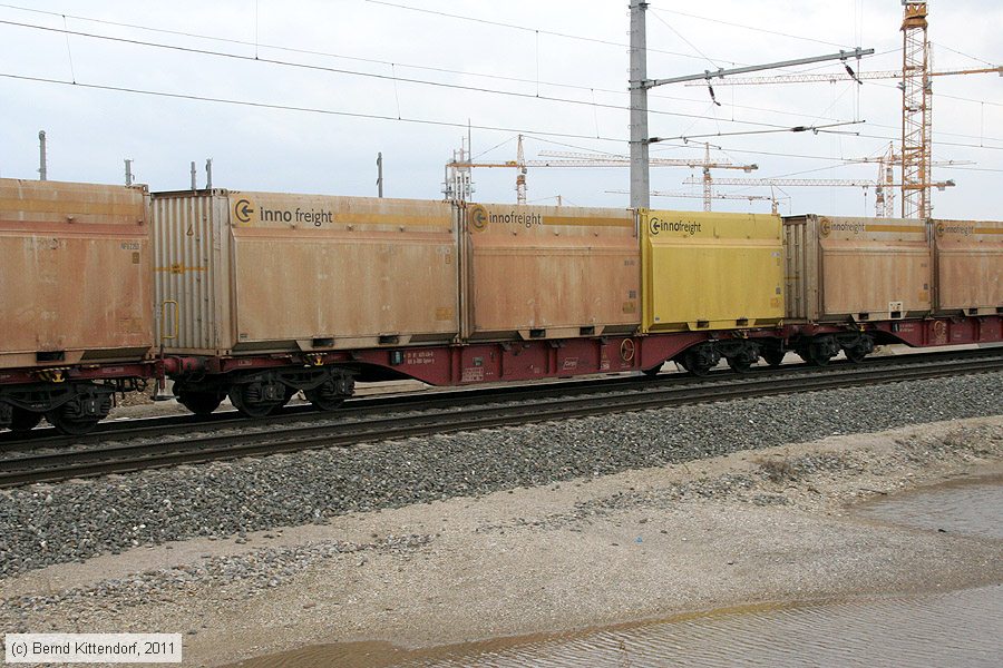ÖBB - 31814575436-8
/ Bild: oebb318145754368_bk1103190199.jpg
