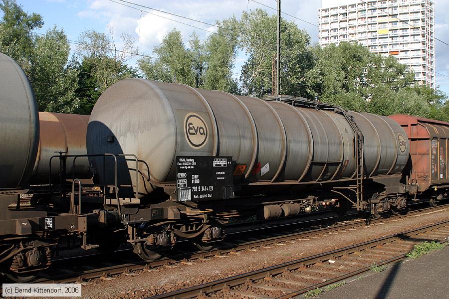 ÖBB - 33817929341-4p
/ Bild: oebb338179293414p_bk0606020212.jpg