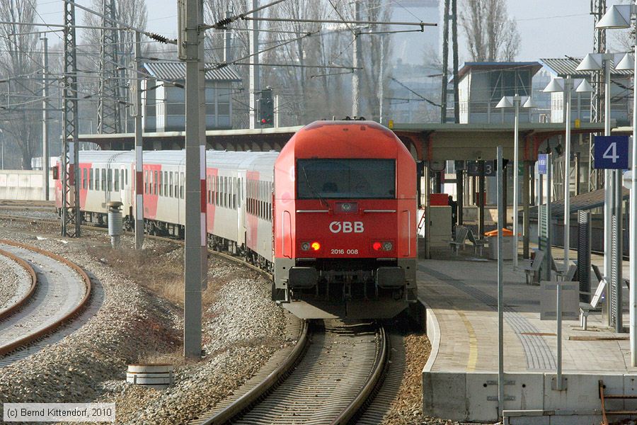 ÖBB - 2016 008
/ Bild: oebb2016008_bk1002250057.jpg