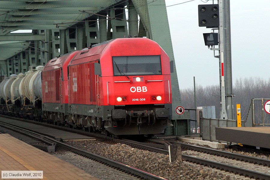 ÖBB - 2016 009
/ Bild: oebb2016009_cw1002230404.jpg