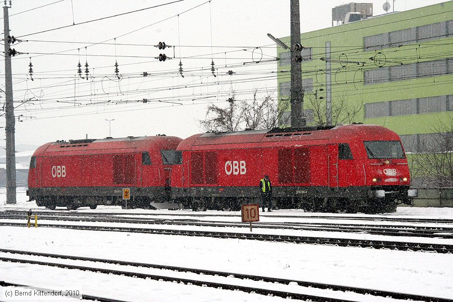 ÖBB - 2016095-8
/ Bild: oebb20160958_bk1002060149.jpg ÖBB - 2016095-8
/ Bild: oebb20160958_bk1002060149.jpg