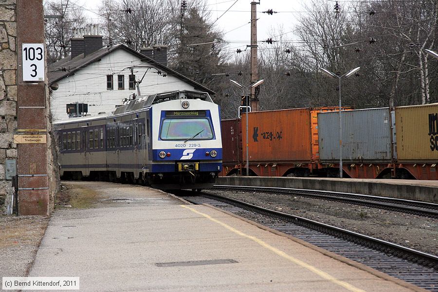 ÖBB - 4020229-3
/ Bild: oebb40202293_bk1103180281.jpg