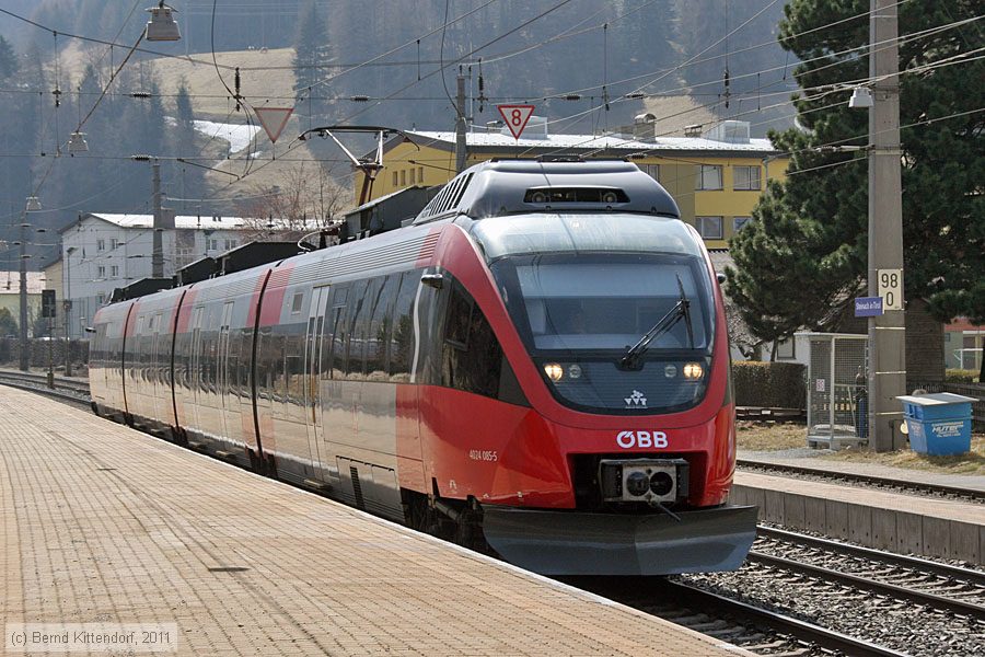 ÖBB - 4024085-5
/ Bild: oebb40240855_bk1103280134.jpg ÖBB - 4024085-5
/ Bild: oebb40240855_bk1103280134.jpg