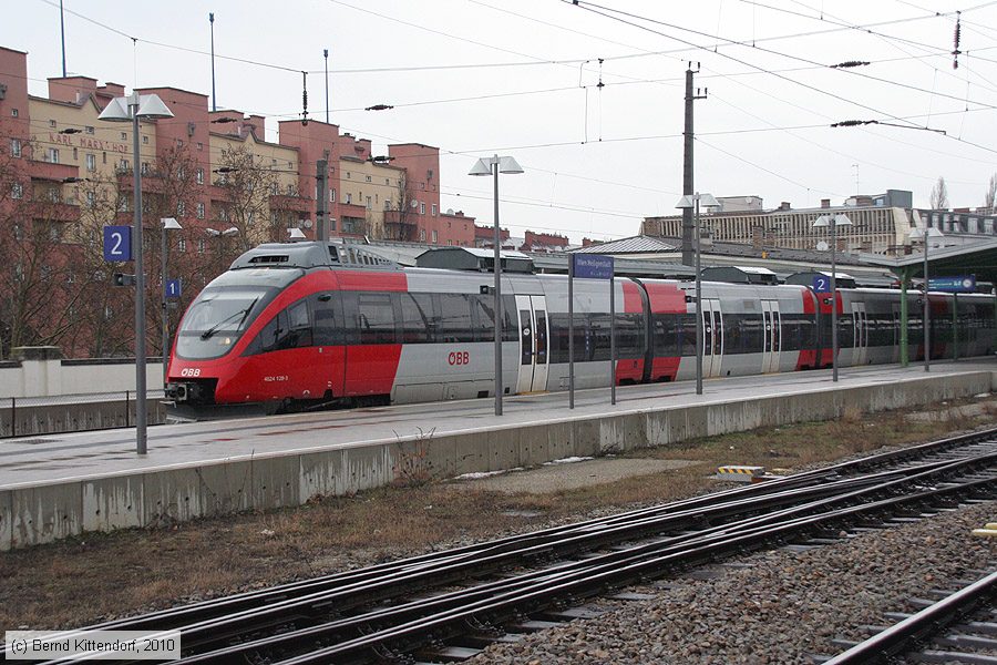 ÖBB - 4024128-3
/ Bild: oebb40241283_bk1002260410.jpg