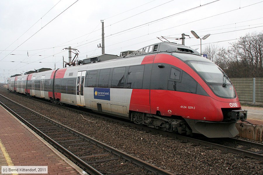 ÖBB - 4124029-2
/ Bild: oebb41240292_bk1103170224.jpg