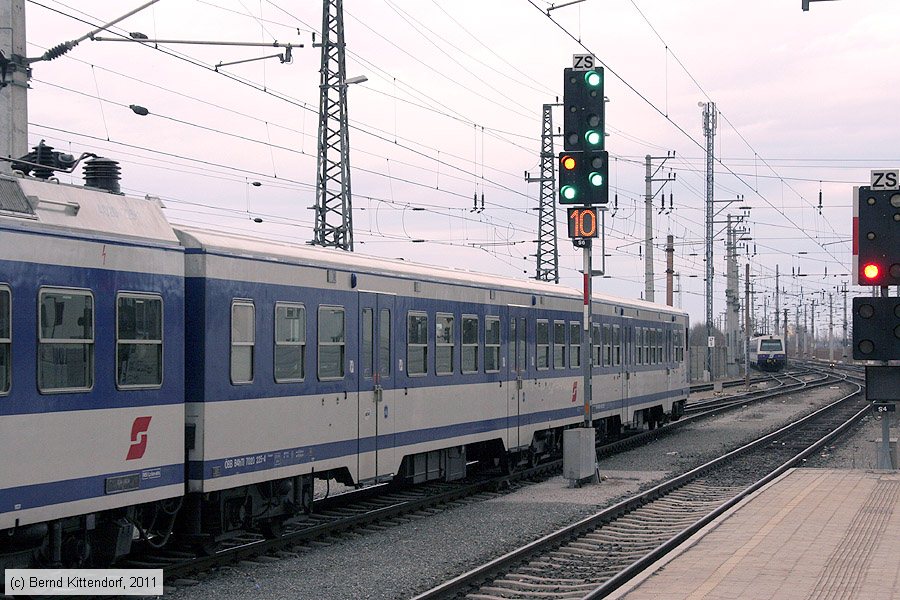 ÖBB - 7020225-4
/ Bild: oebb70202254_bk1103140306.jpg