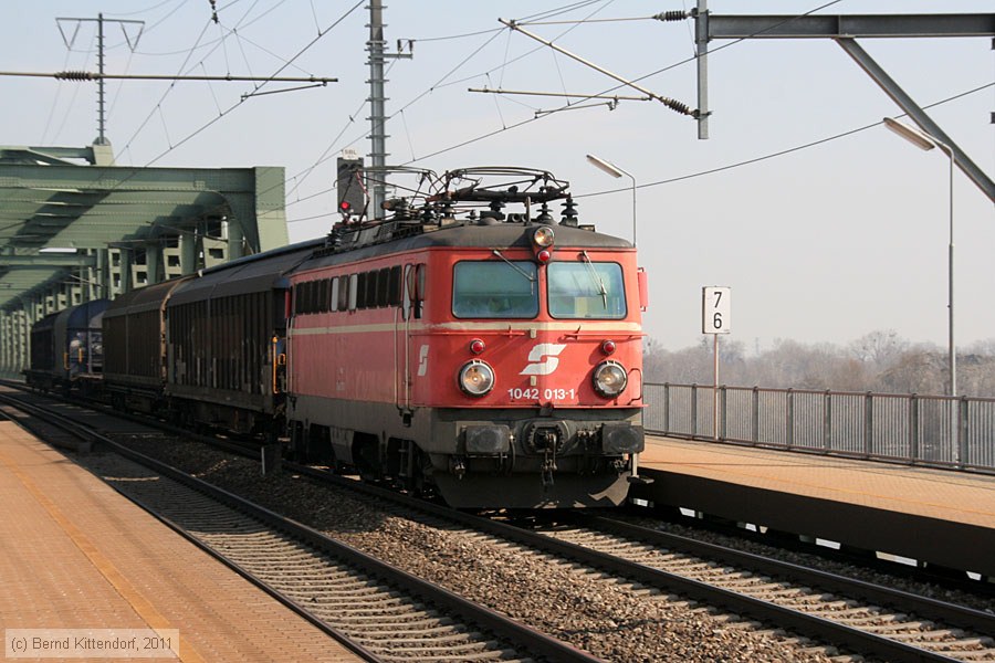 ÖBB - 1042013-1
/ Bild: oebb10420131_bk1103150073.jpg ÖBB - 1042013-1
/ Bild: oebb10420131_bk1103150073.jpg