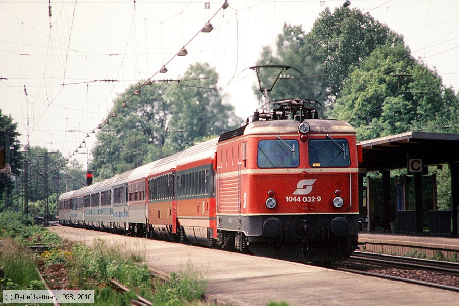 ÖBB - 1044032-9
/ Bild: oebb10440329_dk126408.jpg ÖBB - 1044032-9
/ Bild: oebb10440329_dk126408.jpg