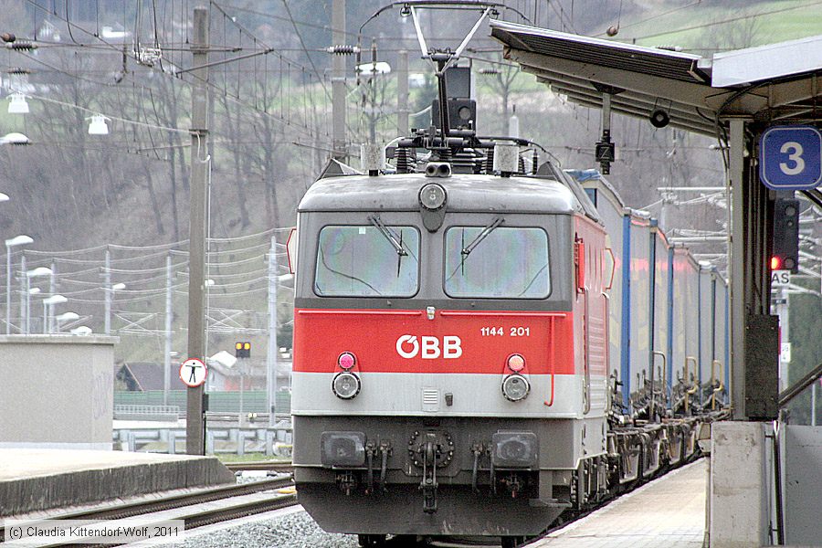 ÖBB - 1144 201
/ Bild: oebb1144201_cw1103260344.jpg ÖBB - 1144 201
/ Bild: oebb1144201_cw1103260344.jpg