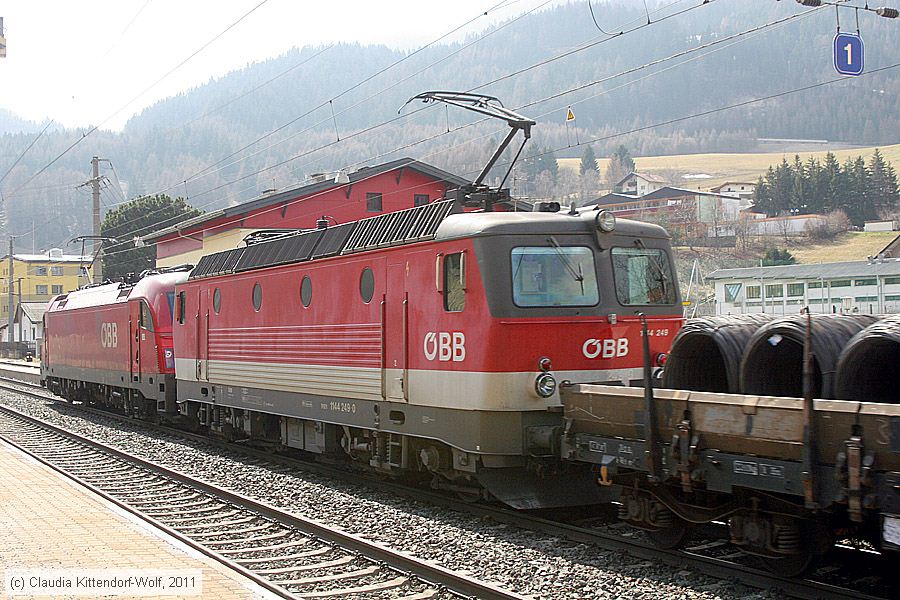 ÖBB - 1144 249
/ Bild: oebb1144249_cw1103280136.jpg ÖBB - 1144 249
/ Bild: oebb1144249_cw1103280136.jpg