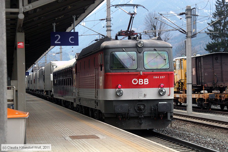ÖBB - 1144 257
/ Bild: oebb1144257_cw1103260235.jpg ÖBB - 1144 257
/ Bild: oebb1144257_cw1103260235.jpg