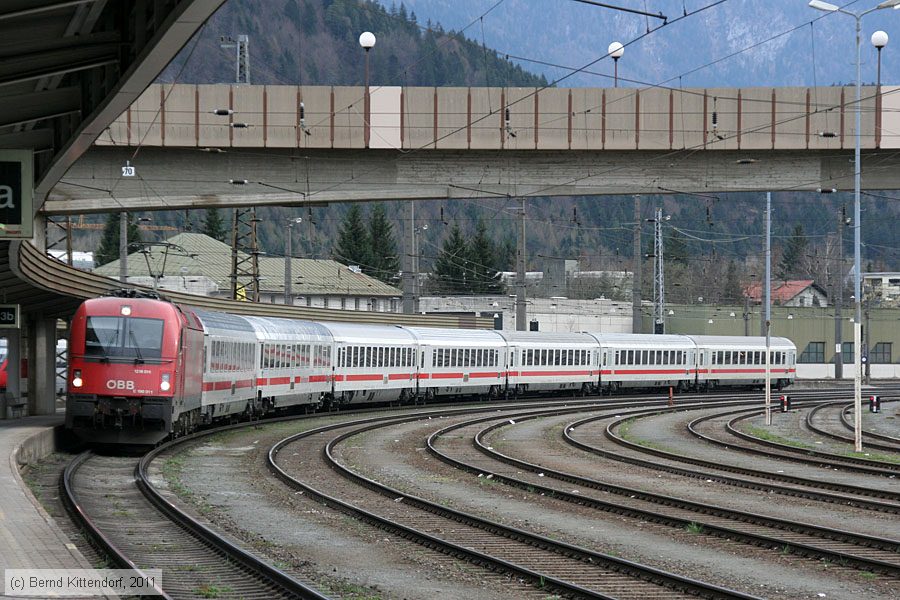 ÖBB - 1216 011
/ Bild: oebb1216011_bk1103310479.jpg