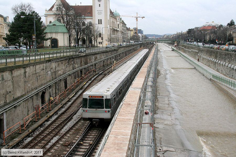 Wien - U-Bahn - 2250
/ Bild: wien2250_bk1103190054.jpg