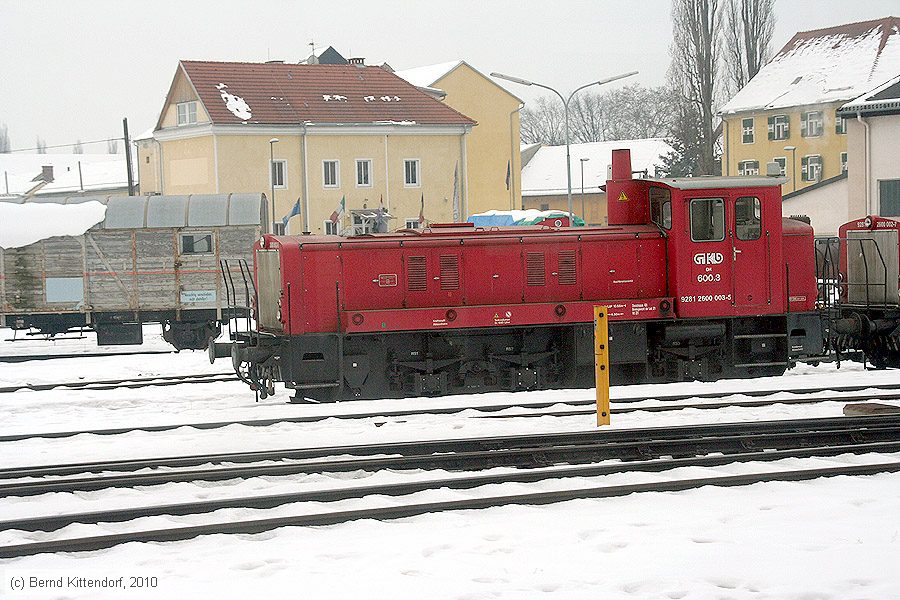 Graz-Köflacher Bahn - 92812600003-5
/ Bild: gkb928126000035_bk1002050052.jpg