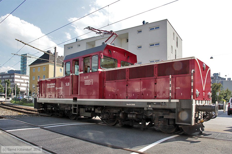Salzburger Lokalbahn - E 71
/ Bild: slbe71_bk1608170367.jpg Salzburger Lokalbahn - E 71
/ Bild: slbe71_bk1608170367.jpg