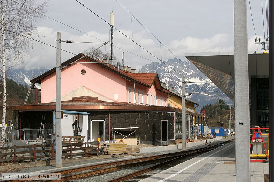 Bahnhof Kitzbühel
/ Bild: bfkitzbuehel_cw1103310063.jpg Bahnhof Kitzbühel
/ Bild: bfkitzbuehel_cw1103310063.jpg
