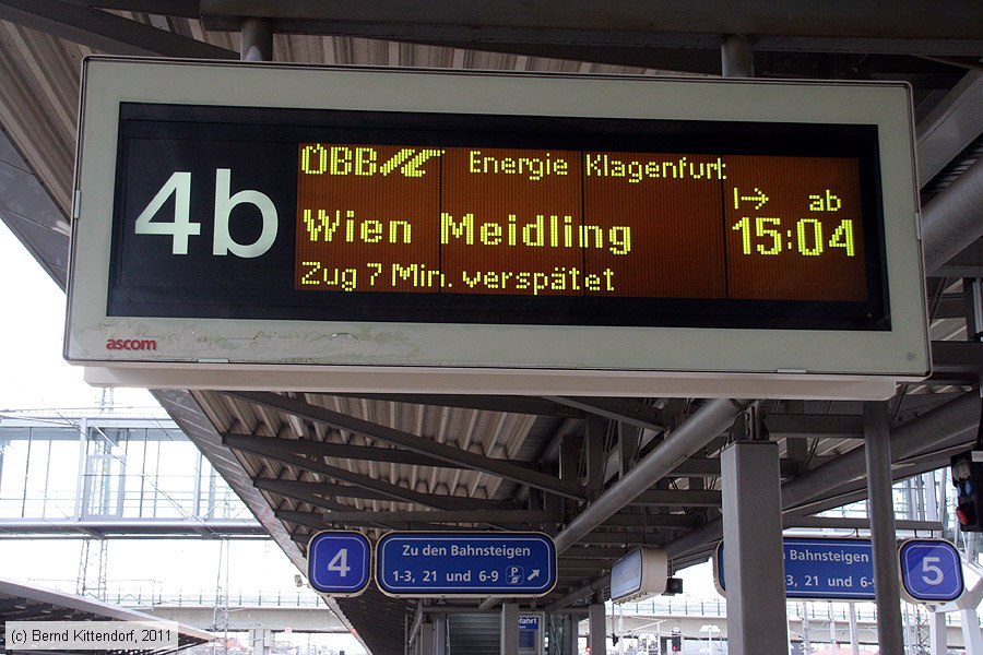 Wiener Neustadt Hauptbahnhof
/ Bild: bfwienerneustadthbf_bk1103140242.jpg