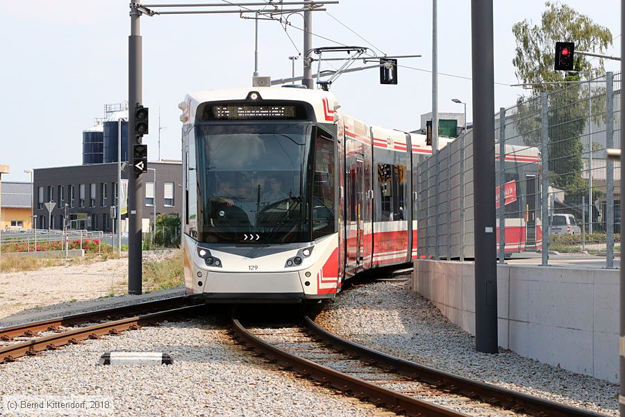 Straßenbahn Gmunden - 129
/ Bild: traunsee129_bk1808200075.jpg