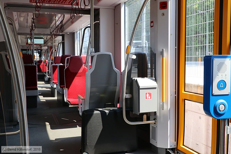 Straßenbahn Gmunden - 129 - Innenansicht
/ Bild: traunsee129_bk1808200132.jpg