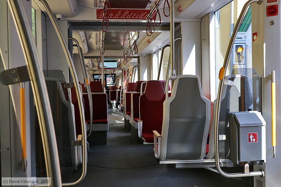 Straßenbahn Gmunden - 131 - Innenansicht
/ Bild: traunsee131_bk1808200220.jpg