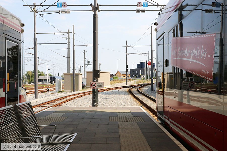 Straßenbahn Gmunden - Anlagen
/ Bild: traunseeanlagen_bk1808200052.jpg Straßenbahn Gmunden - Anlagen
/ Bild: traunseeanlagen_bk1808200052.jpg