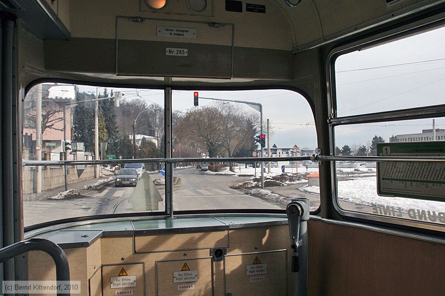Straßenbahn Graz - 265 - Innenansicht
/ Bild: graz265_bk1002030150.jpg