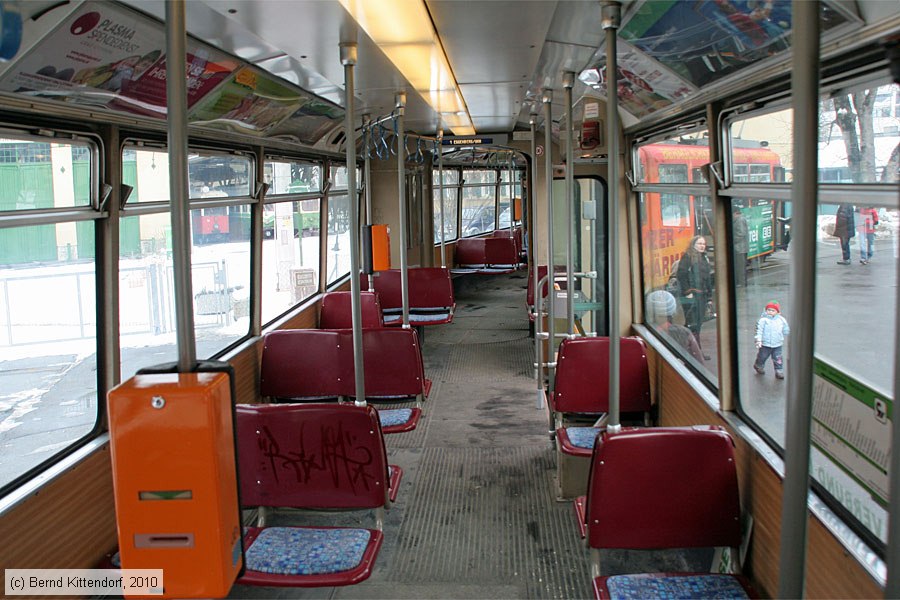Straßenbahn Graz - 521 - Innenansicht 
/ Bild: graz521_bk1002050284.jpg
