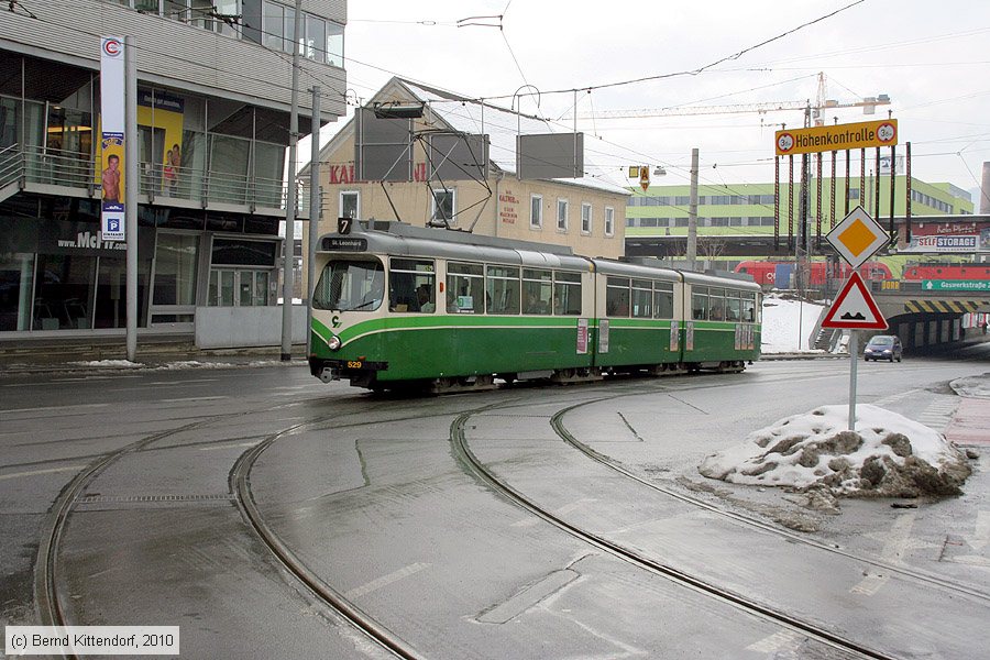 Straßenbahn Graz - 529
/ Bild: graz529_bk1002050162.jpg