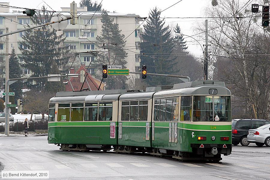 Straßenbahn Graz - 529
/ Bild: graz529_bk1002050226.jpg