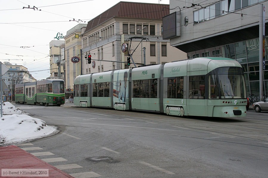 Straßenbahn Graz - 651
/ Bild: graz651_bk1002030042.jpg