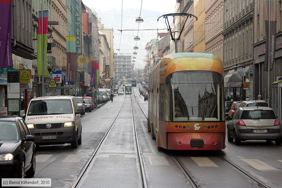 Straßenbahn Graz - 665
/ Bild: graz665_bk1002050187.jpg
