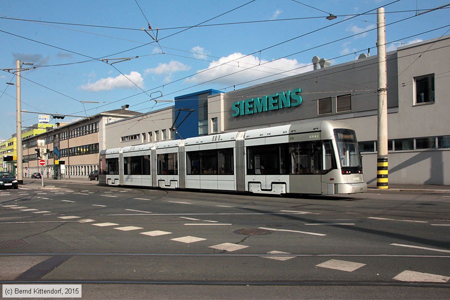 Straßenbahn Graz - 215
/ Bild: graz215_bk1507090295.jpg