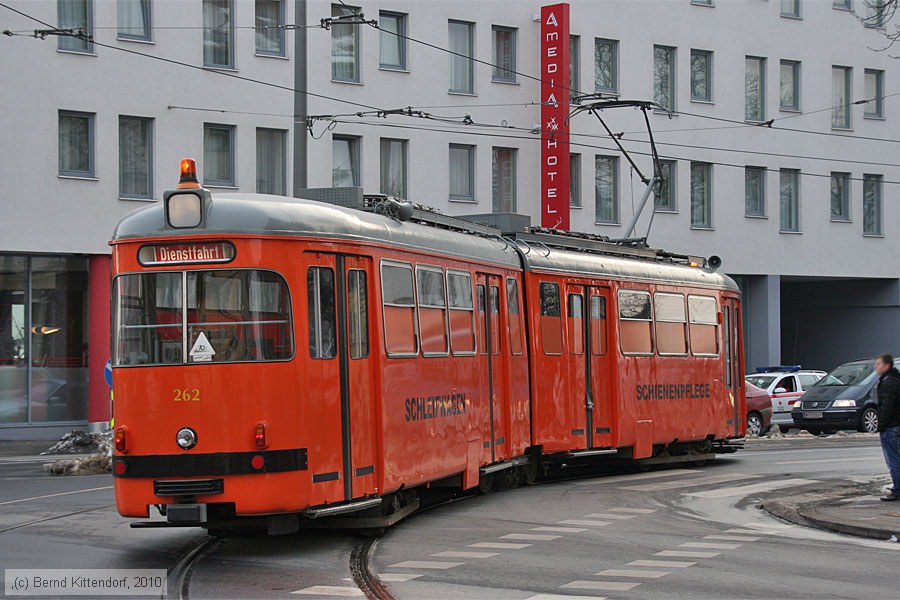 Straßenbahn Graz - 262
/ Bild: graz262_bk1002040308.jpg