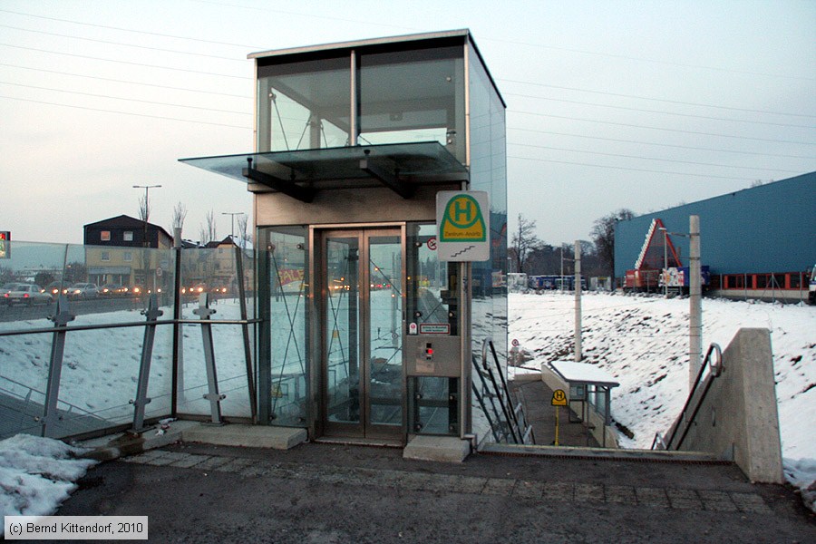 Straßenbahn Graz - Anlagen
/ Bild: grazanlagen_bk1002040369.jpg