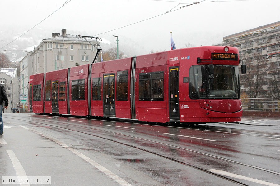 Stra&szlig;enbahn Innsbruck - 321
/ Bild: innsbruck321_bk1711130091.jpg