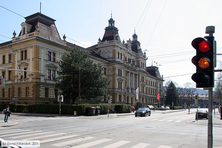 Straßenbahn Innsbruck - Anlagen
/ Bild: innsbruckanlagen_bk1103290191.jpg Straßenbahn Innsbruck - Anlagen
/ Bild: innsbruckanlagen_bk1103290191.jpg