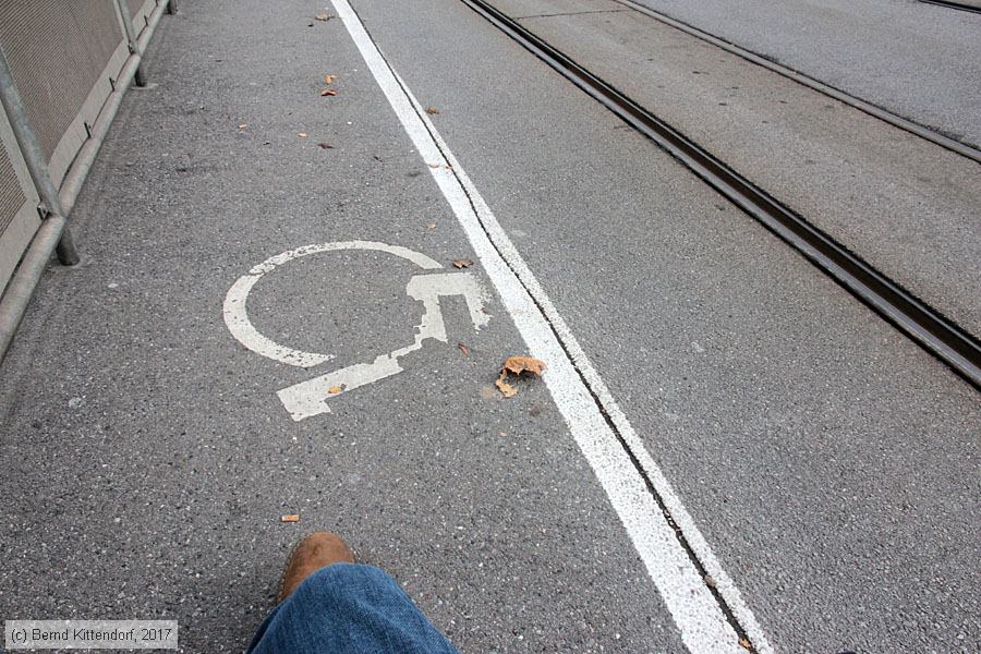 Straßenbahn Innsbruck - Anlagen
/ Bild: innsbruckanlagen_bk1711140080.jpg Straßenbahn Innsbruck - Anlagen
/ Bild: innsbruckanlagen_bk1711140080.jpg