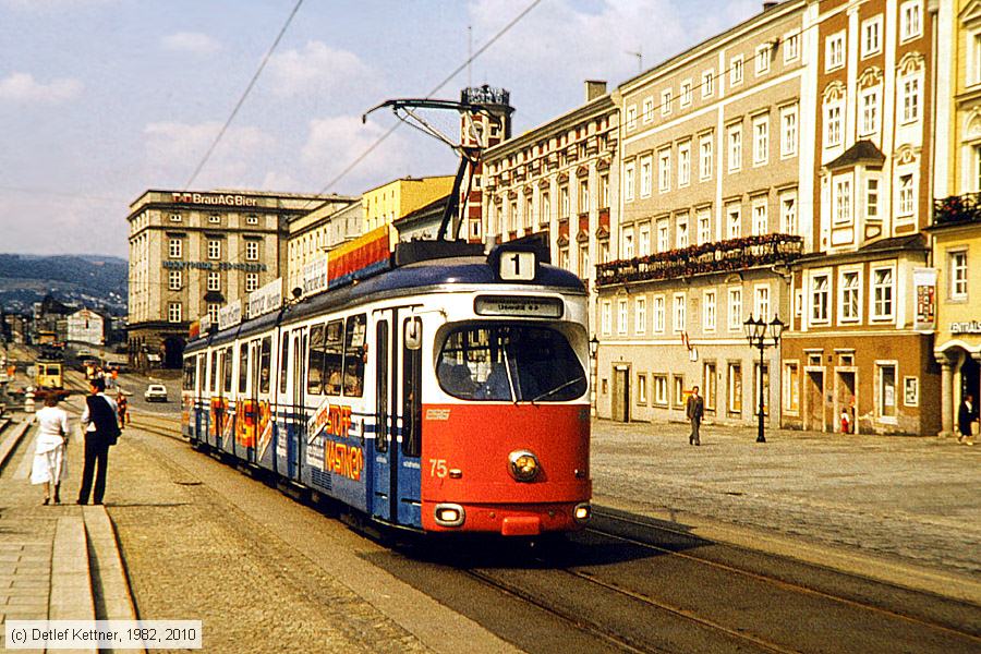 Linz - Straßenbahn - 75
/ Bild: linz75_dk030703.jpg