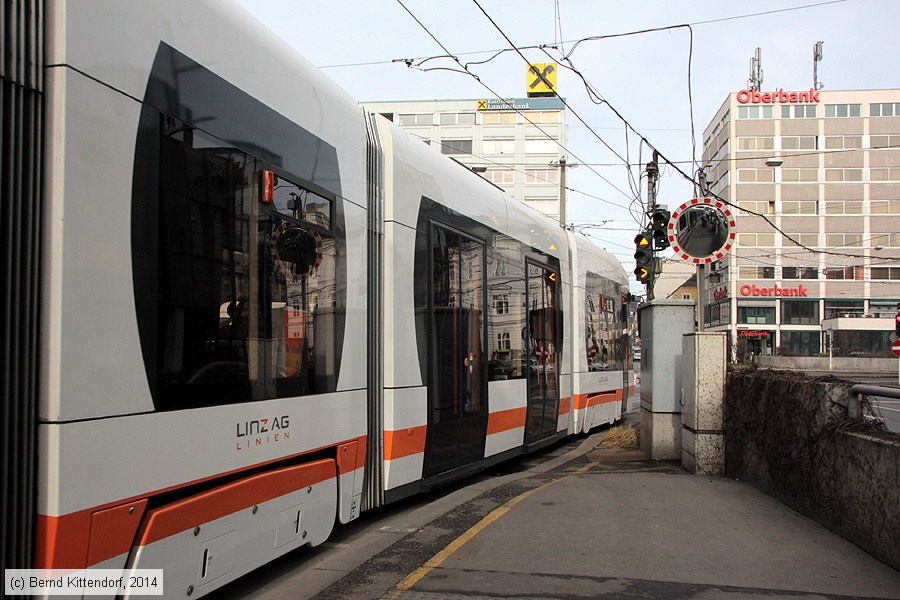 Linz - Stra&szlig;enbahn - 016
/ Bild: linz016_bk1402100043.jpg