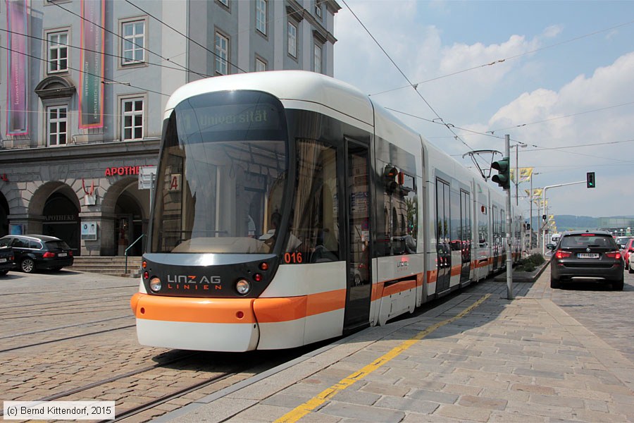 Linz - Straßenbahn - 016
/ Bild: linz016_bk1507060133.jpg