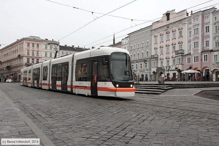 Linz - Stra&szlig;enbahn - 017
/ Bild: linz017_bk1402090065.jpg