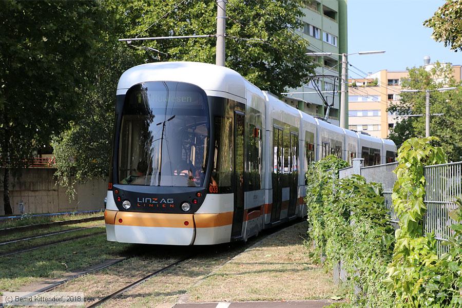 Linz - Straßenbahn - 033
/ Bild: linz033_bk1808210030.jpg