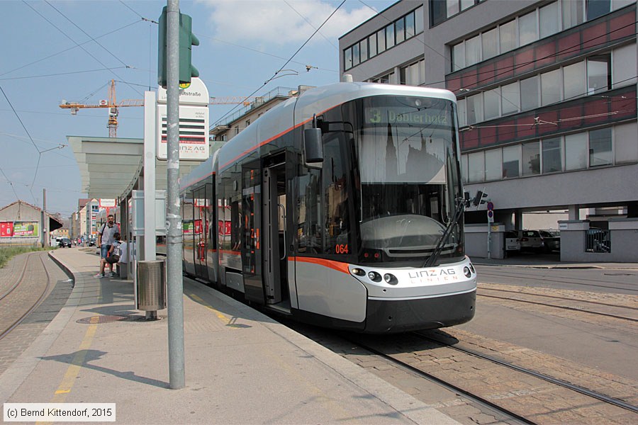Linz - Straßenbahn - 064
/ Bild: linz064_bk1507060135.jpg