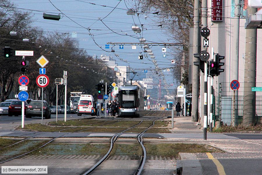 Linz - Stra&szlig;enbahn - 076
/ Bild: linz076_bk1402120155.jpg