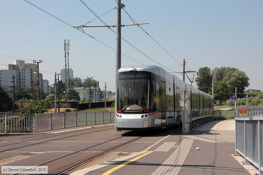 Linz - Stra&szlig;enbahn - 076
/ Bild: linz076_bk1507070004.jpg