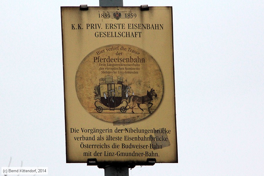 Linz - Straßenbahn - Anlagen
/ Bild: linzanlagen_bk1402090084.jpg Linz - Straßenbahn - Anlagen
/ Bild: linzanlagen_bk1402090084.jpg