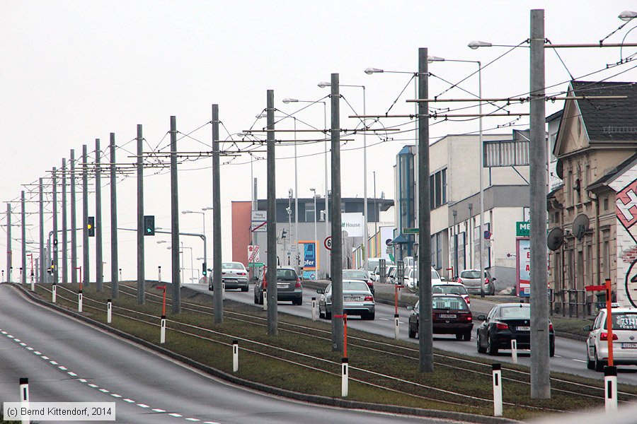 Linz - Straßenbahn - Anlagen
/ Bild: linzanlagen_bk1402120019.jpg
