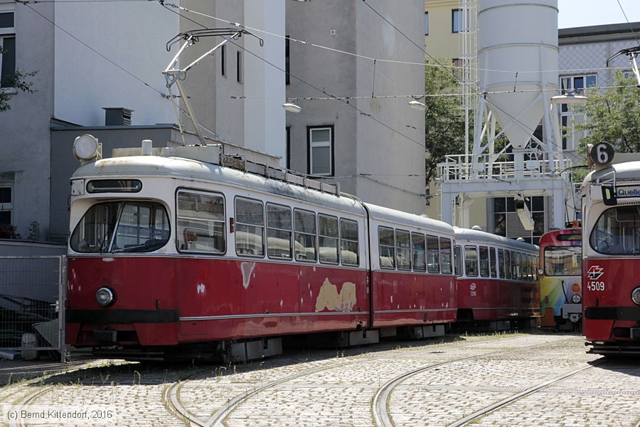 Wien - Straßenbahn - 4518
/ Bild: wien4518_bk1609010111.jpg