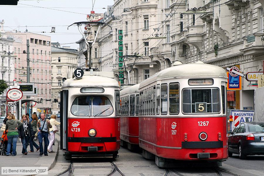 Wien - Straßenbahn - 4728
/ Bild: wien4728_bk0708100171.jpg Wien - Straßenbahn - 4728
/ Bild: wien4728_bk0708100171.jpg